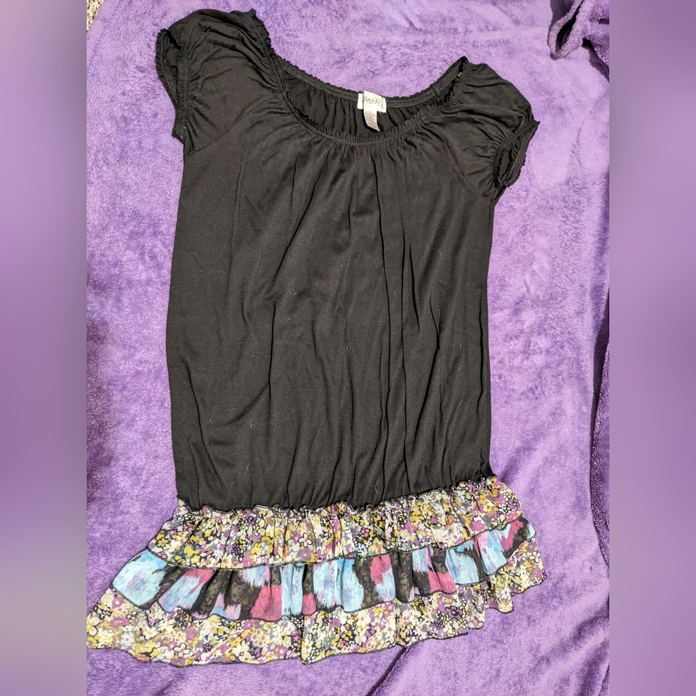 Spring Sale 🌸 Black peasant tunic blouse with sheer ruffles